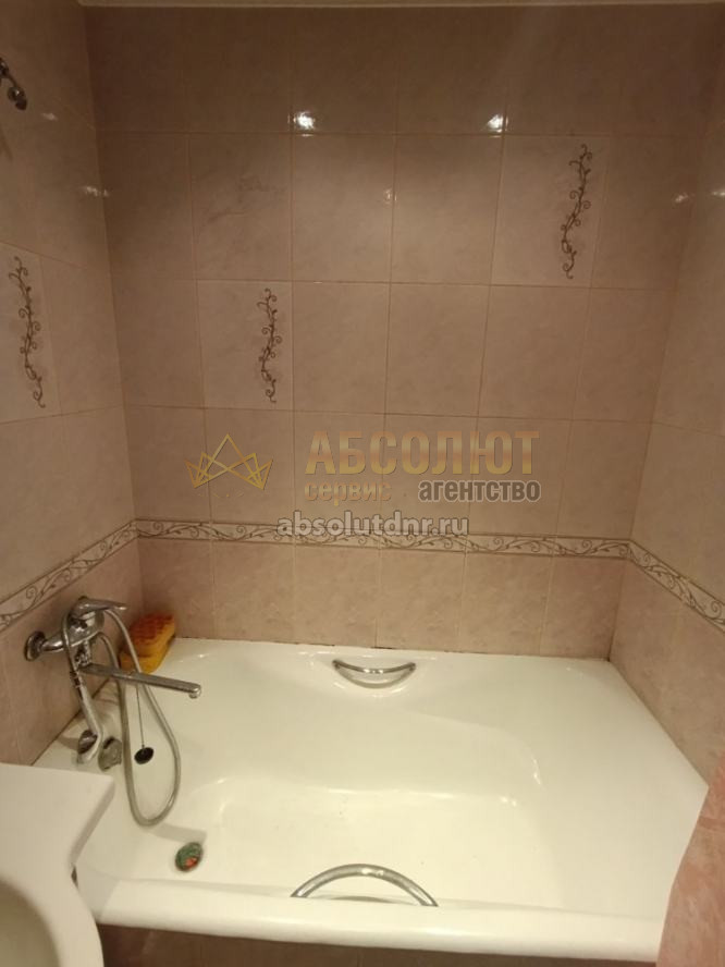 Купить = 3 ком. квартиры, Киевский р-н, Донецк ДНР, пл. Шахтерская 41513