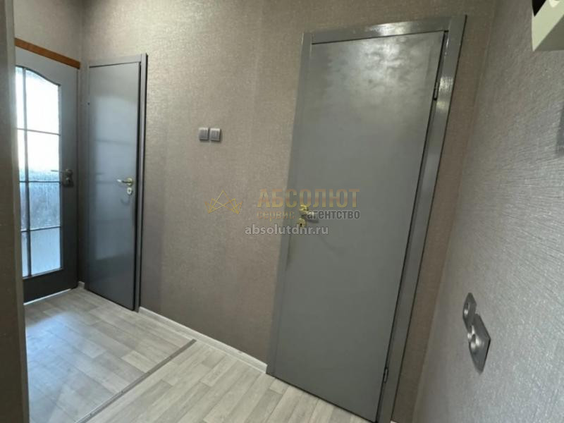 Продажа 2 ком. квартирув Донецке ДНР Буденновский район  пл. Буденного 52933