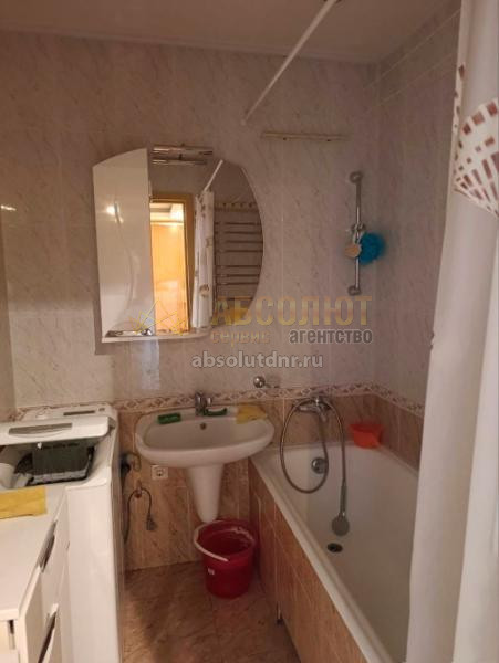 Продажа 2 ком. квартирув Донецке ДНР Ворошиловский район пр. Театральный  51152